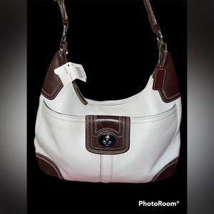 Nwt coach white Mahogany  hobo handbag